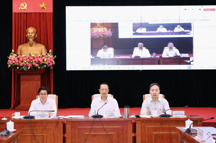 Số lượng cơ sở dạy thêm, học thêm tăng mạnh tại Hà Nội và TP.HCM