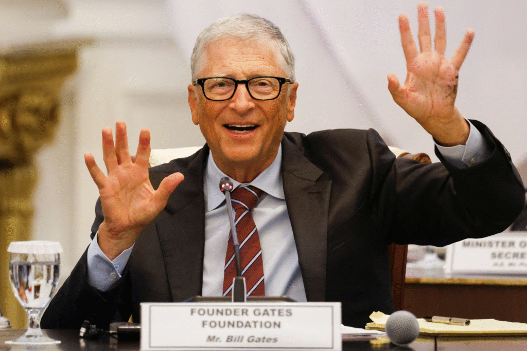 Bill Gates cam kết hiến tặng gần như toàn bộ tài sản cho hoạt động từ thiện
